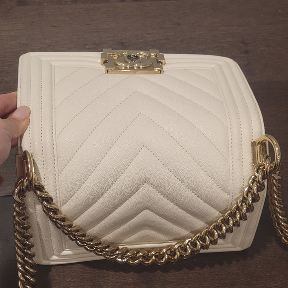 CHANEL SMALL BOY BAG (WHITE W/GOLD) - Picture 14 of 16